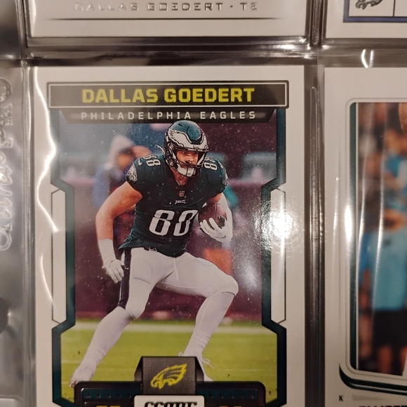 Philadelphia Eagles Assorted Mint Cards - Picture 6 of 14